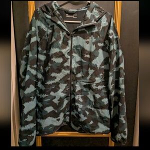Under Armour Women's Black & Teal Camouflage Hooded Windbreaker